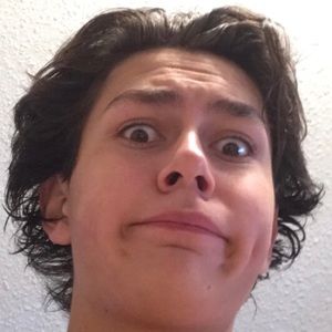 Meet your Posher, Logan